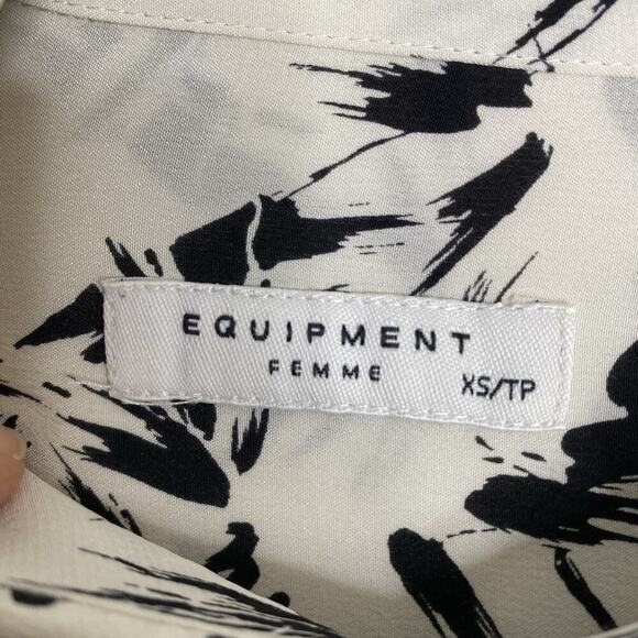 Equipment 100% Silk Black‎ Ivory Print Blouse Top Size XS - Picture 2 of 5